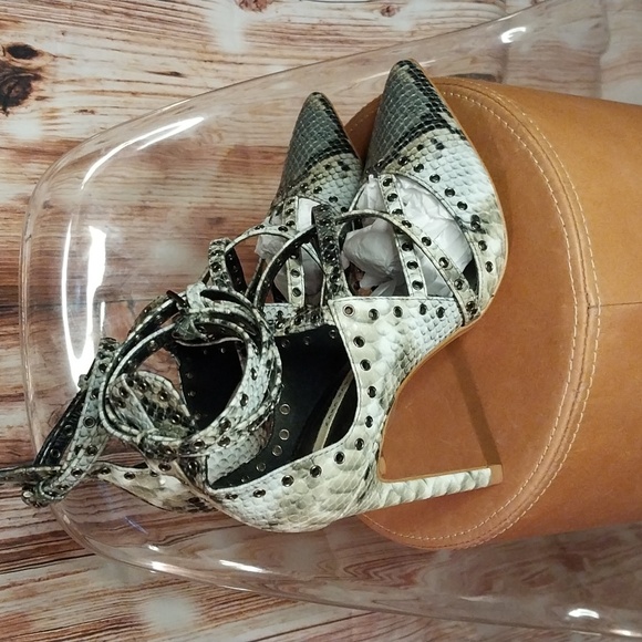 Zara Basic Collection Shoes - Picture 5 of 11